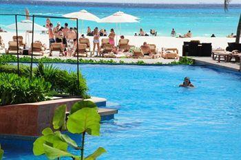 Hotel Residencia El Faro Playa del Carmen