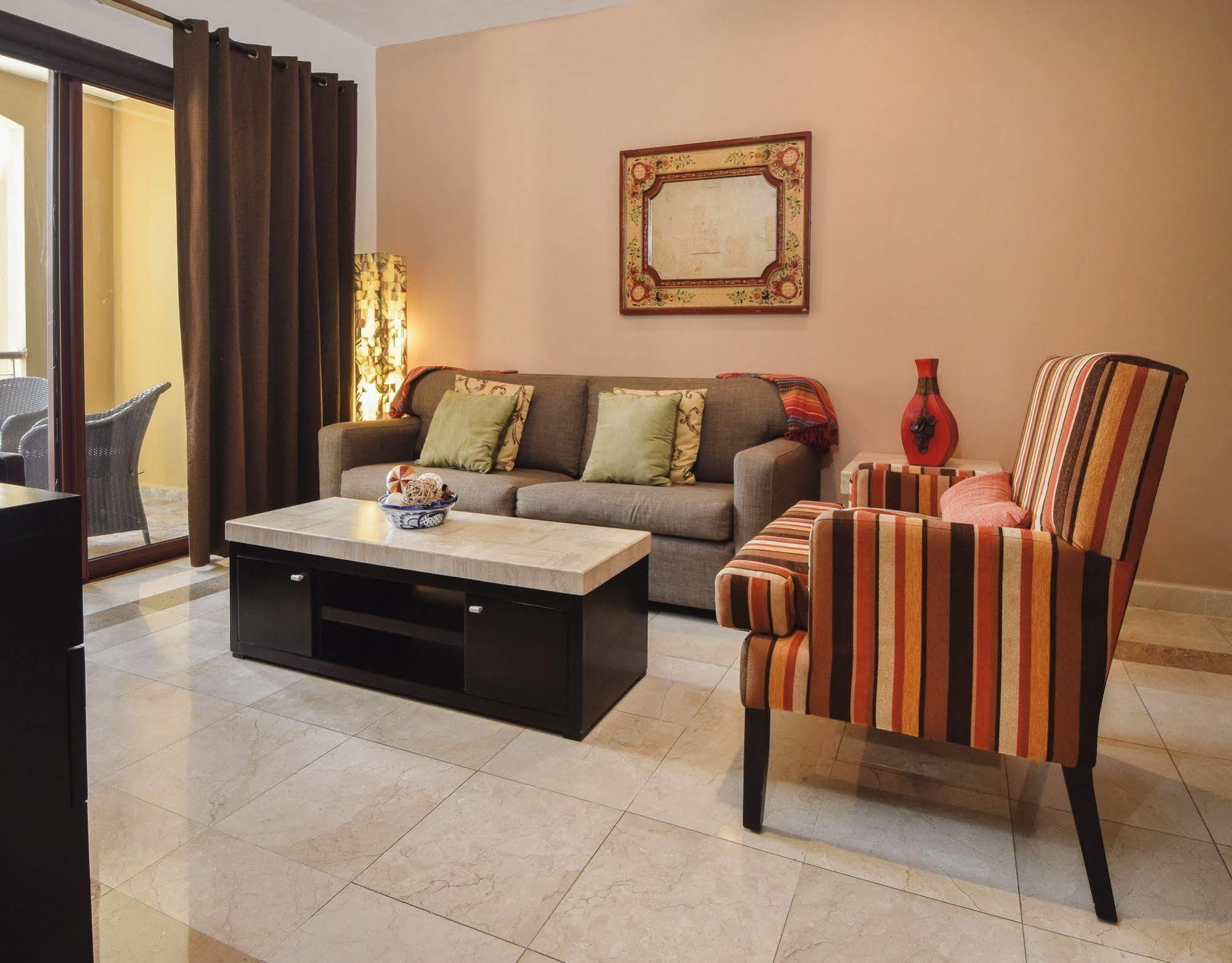 Residencia El Faro Hotel