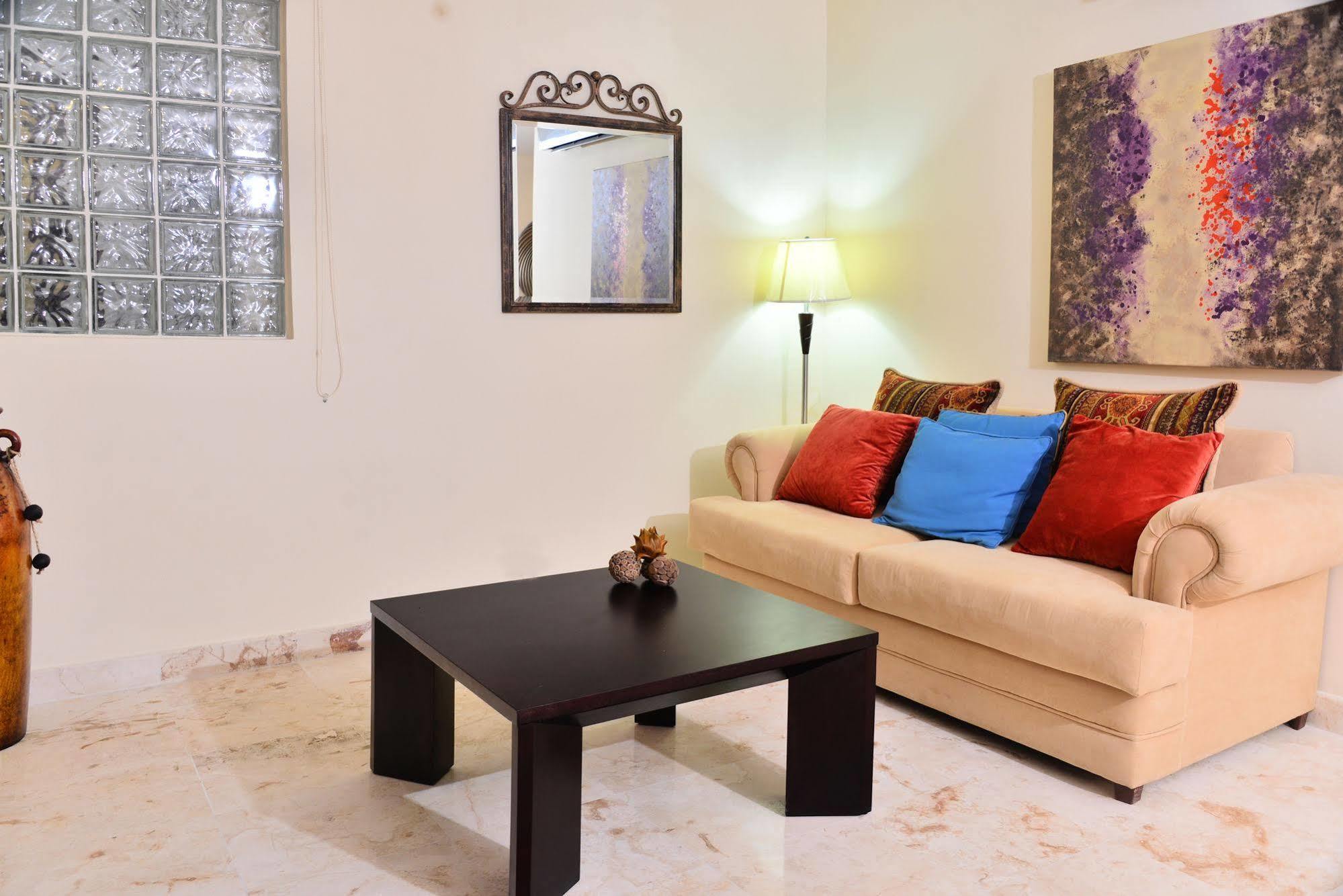 Residencia El Faro 3*