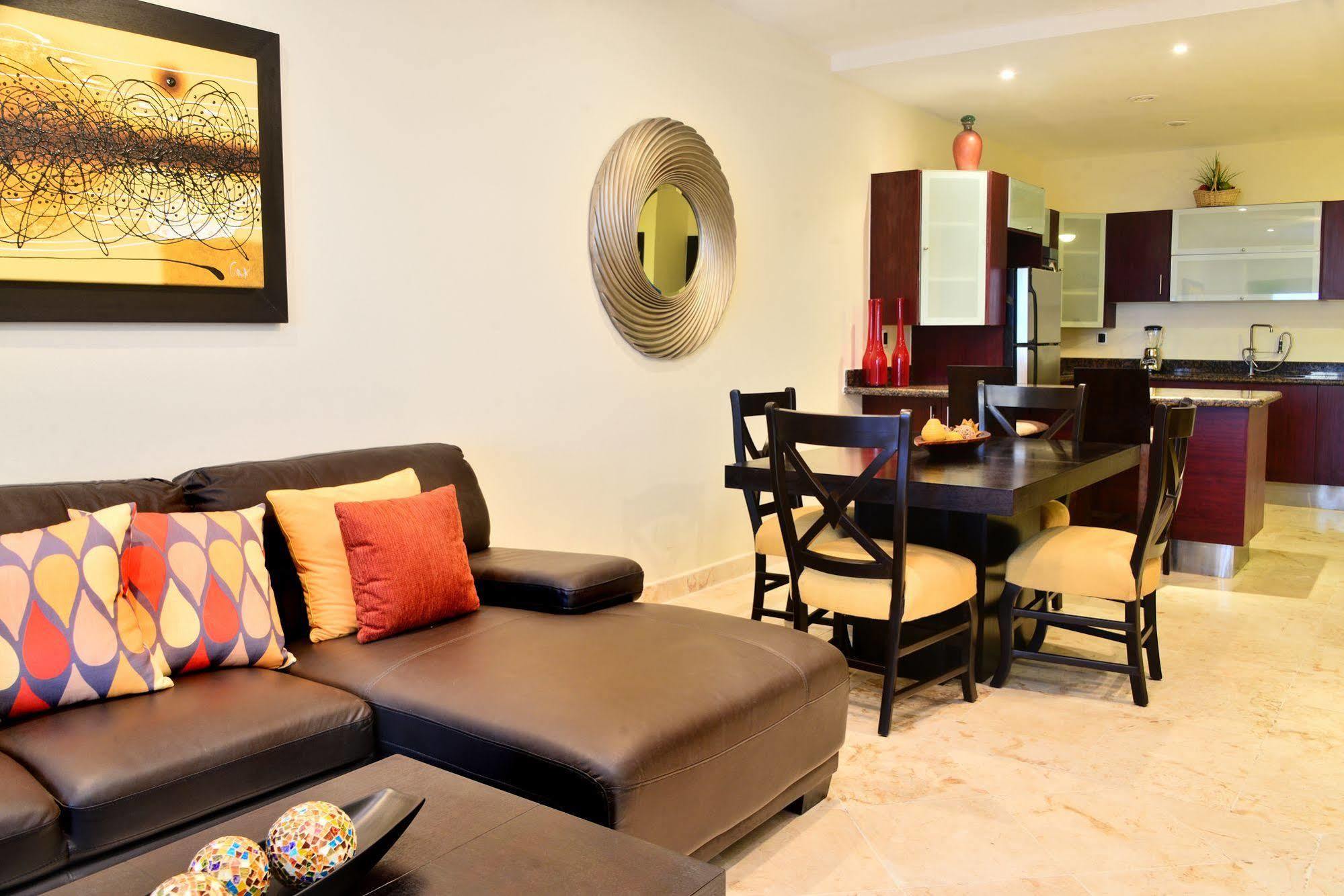Residencia El Faro 3*