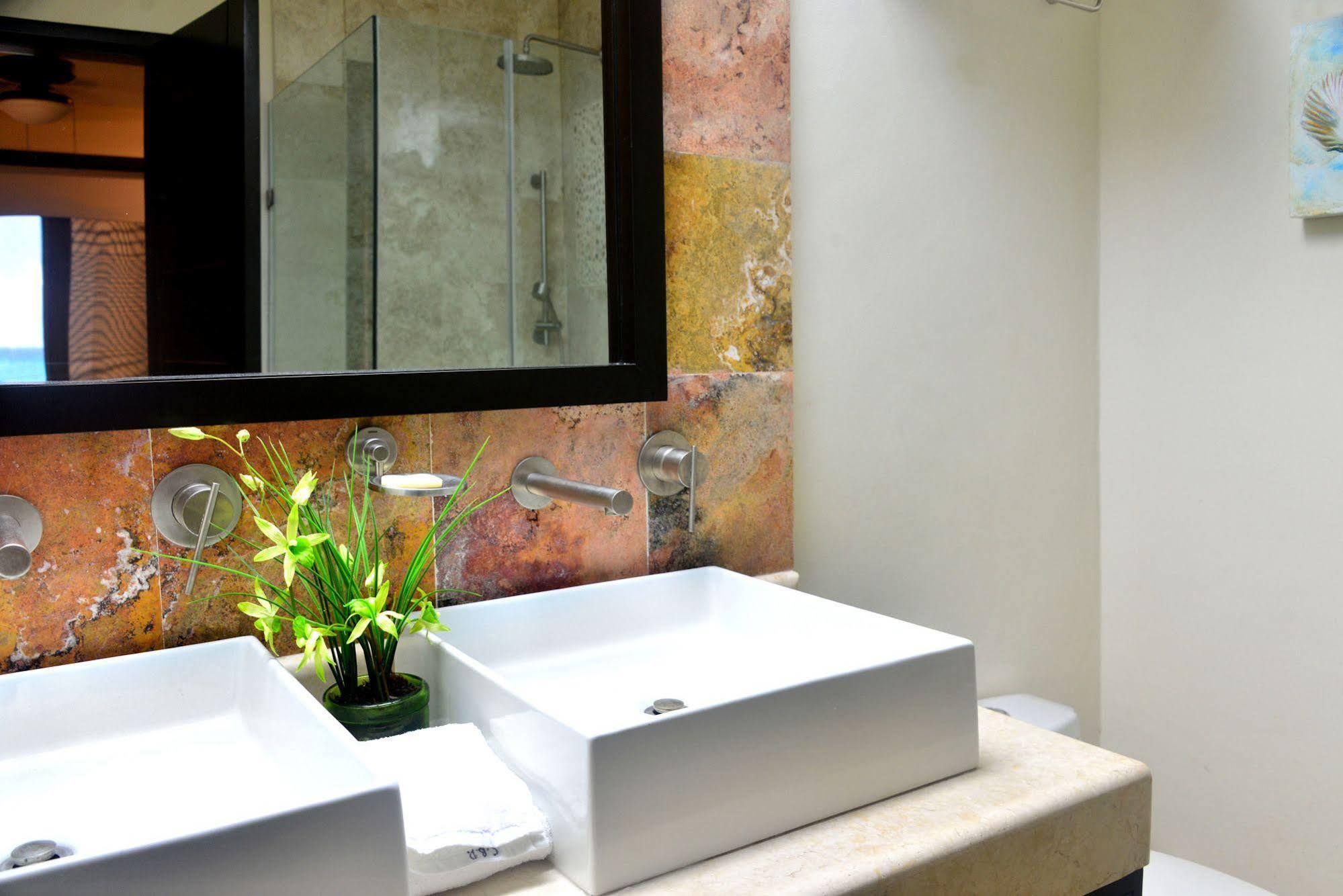 Residencia El Faro Hotel