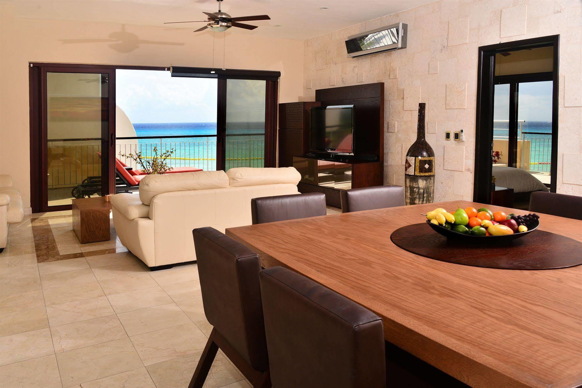Residencia El Faro Hotel